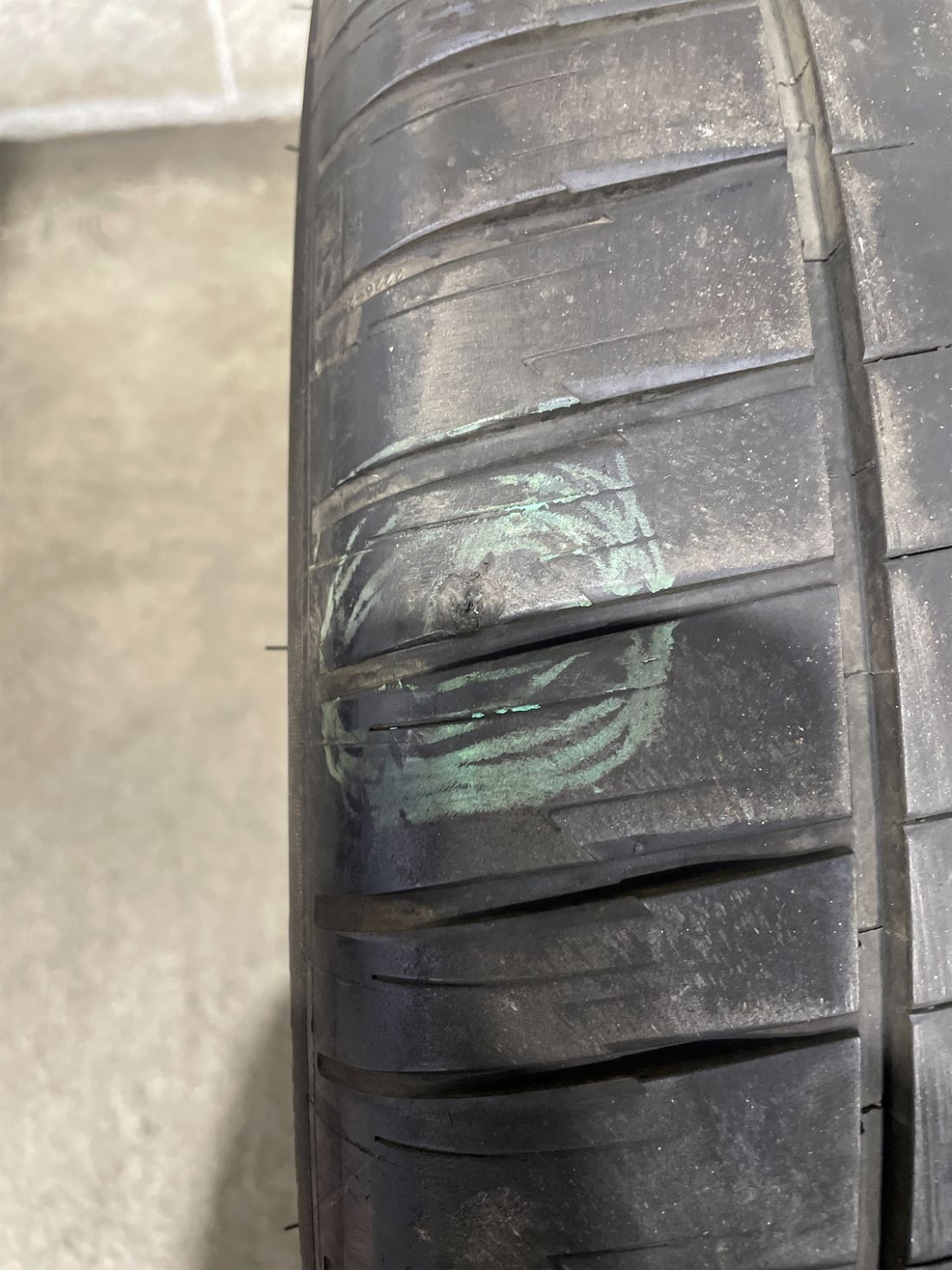1x P315/35R22 Michelin Pilot sport 4 SUV ZP 7/32 111 Y Used Tire 3153522