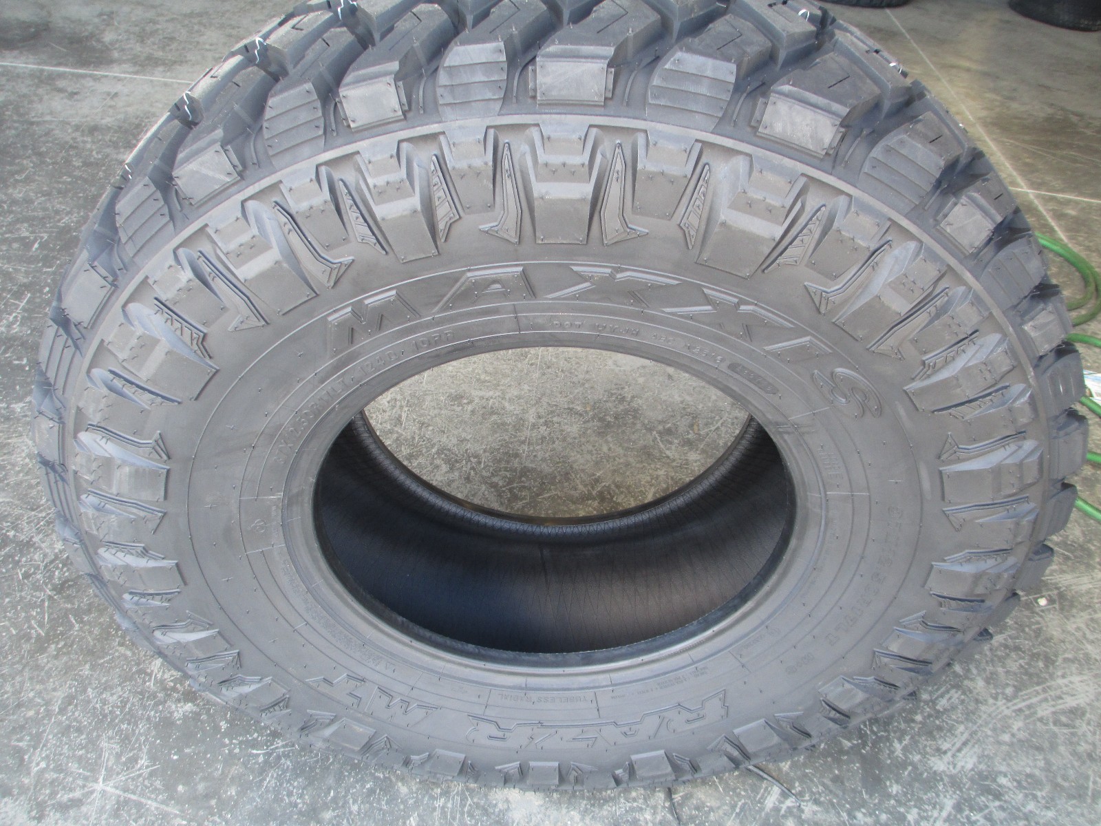 4 New 35X12.50R20 Maxxis Razr MT Mud Tires 35125020 35 1250 20 12.50 R20 M/T E
