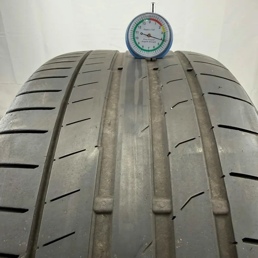 Used 235/35R19 Continental ContiSportContact 5P AO 91Y 4/32 (DOT 19)