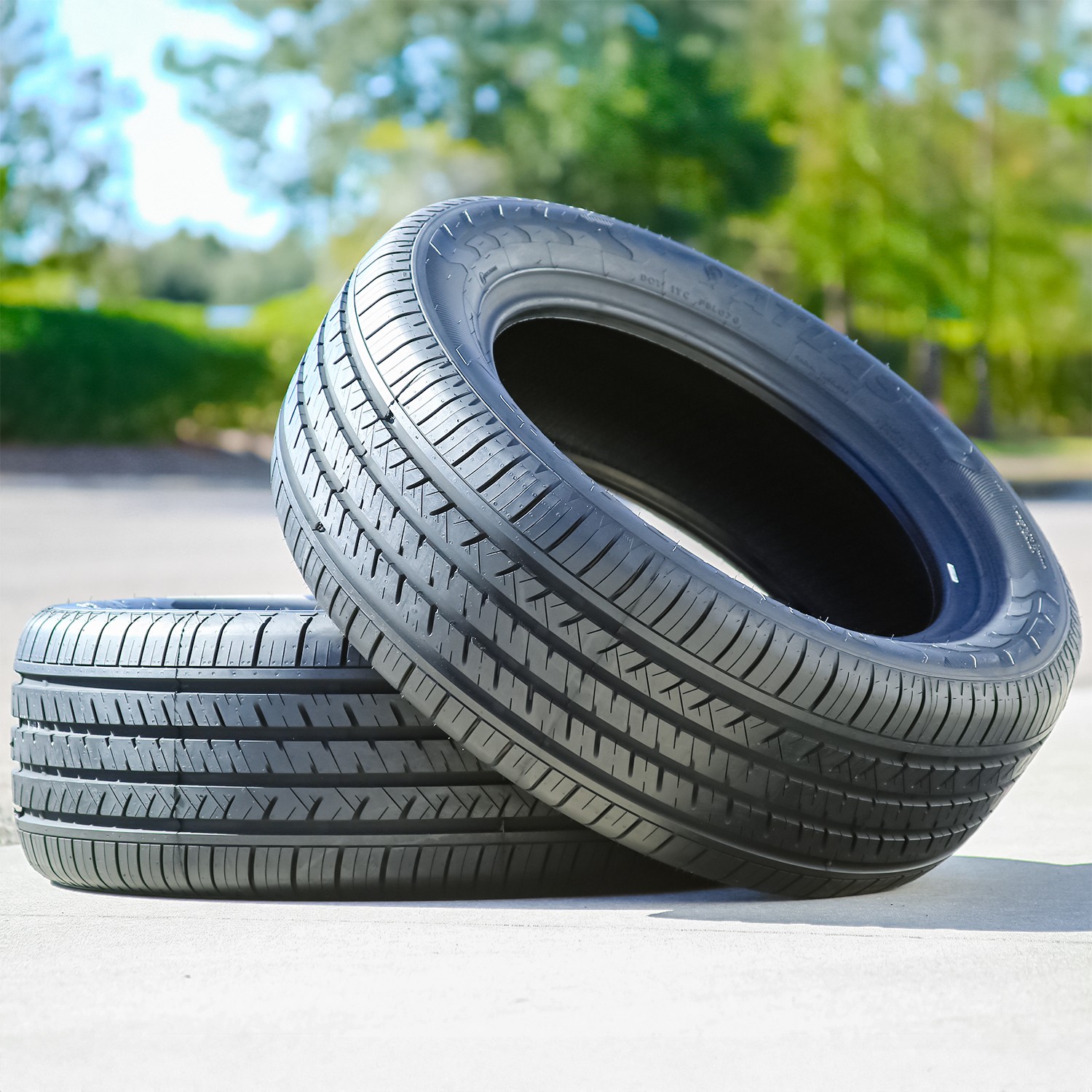 4 Atlas Tire Paraller 4×4 HP 225/65R17 102H All Season 55k Mi Warranty 480AA
