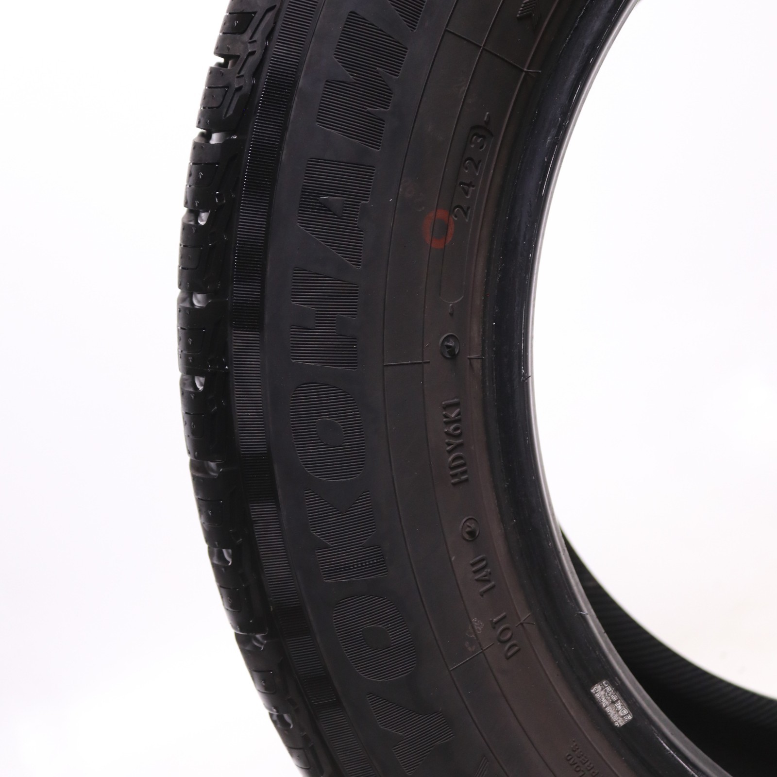 Set of 4 Used 225/60R18 Yokohama YK-CTX – 100H – 9.5-10.5/32