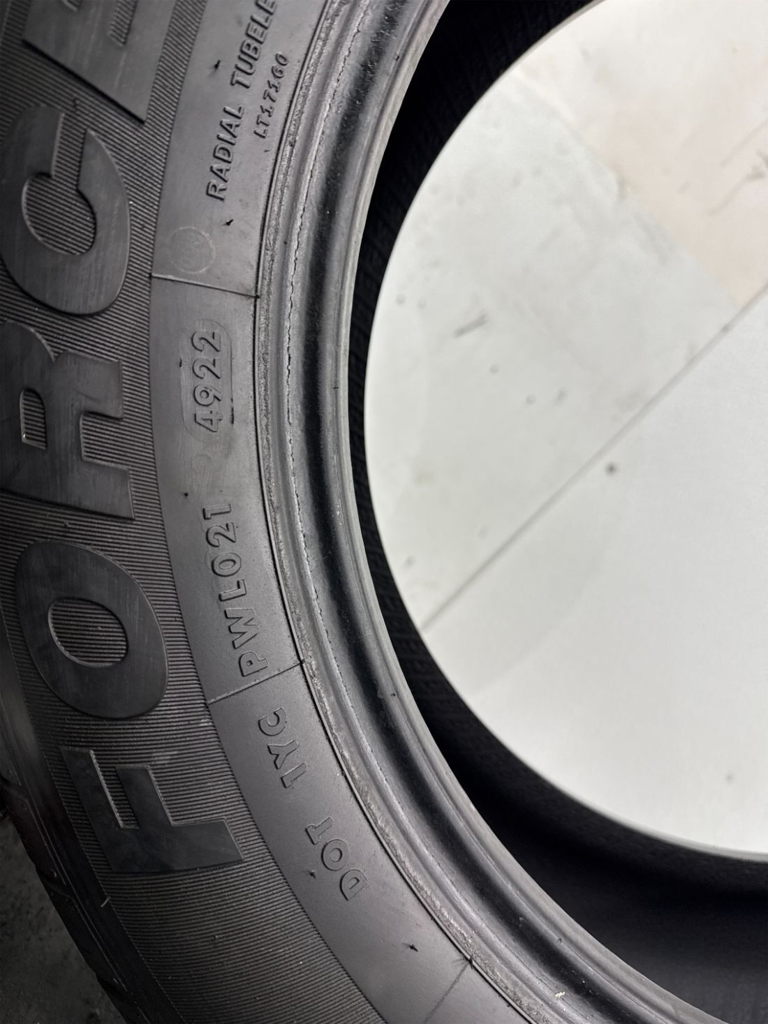 Used P225/60R18 Atlas Force HP 100 H – 9/32
