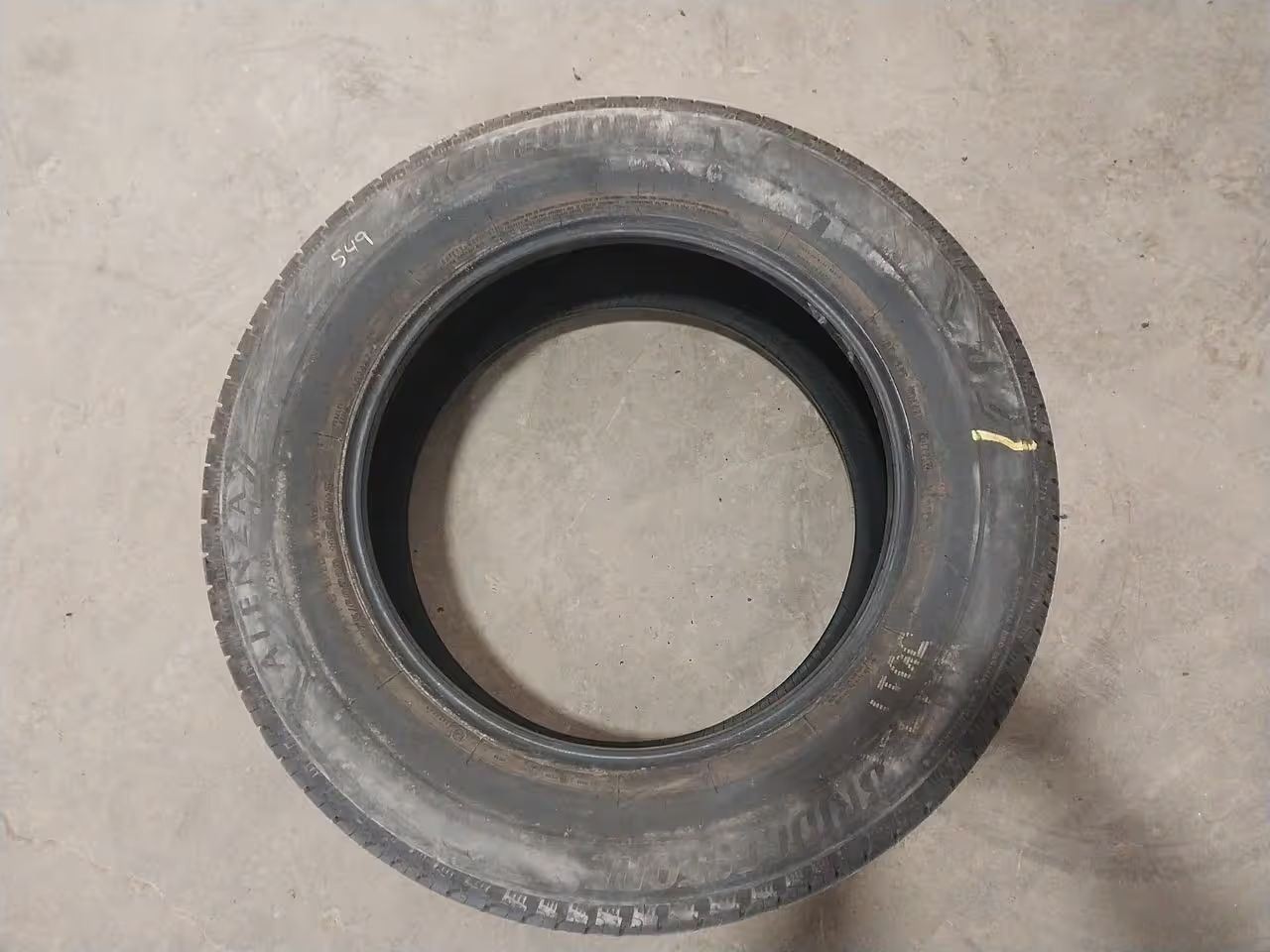 Need Patch 275/60 R20 Tire Bridgestone Alenza 10/32 Tread Depth 3076419