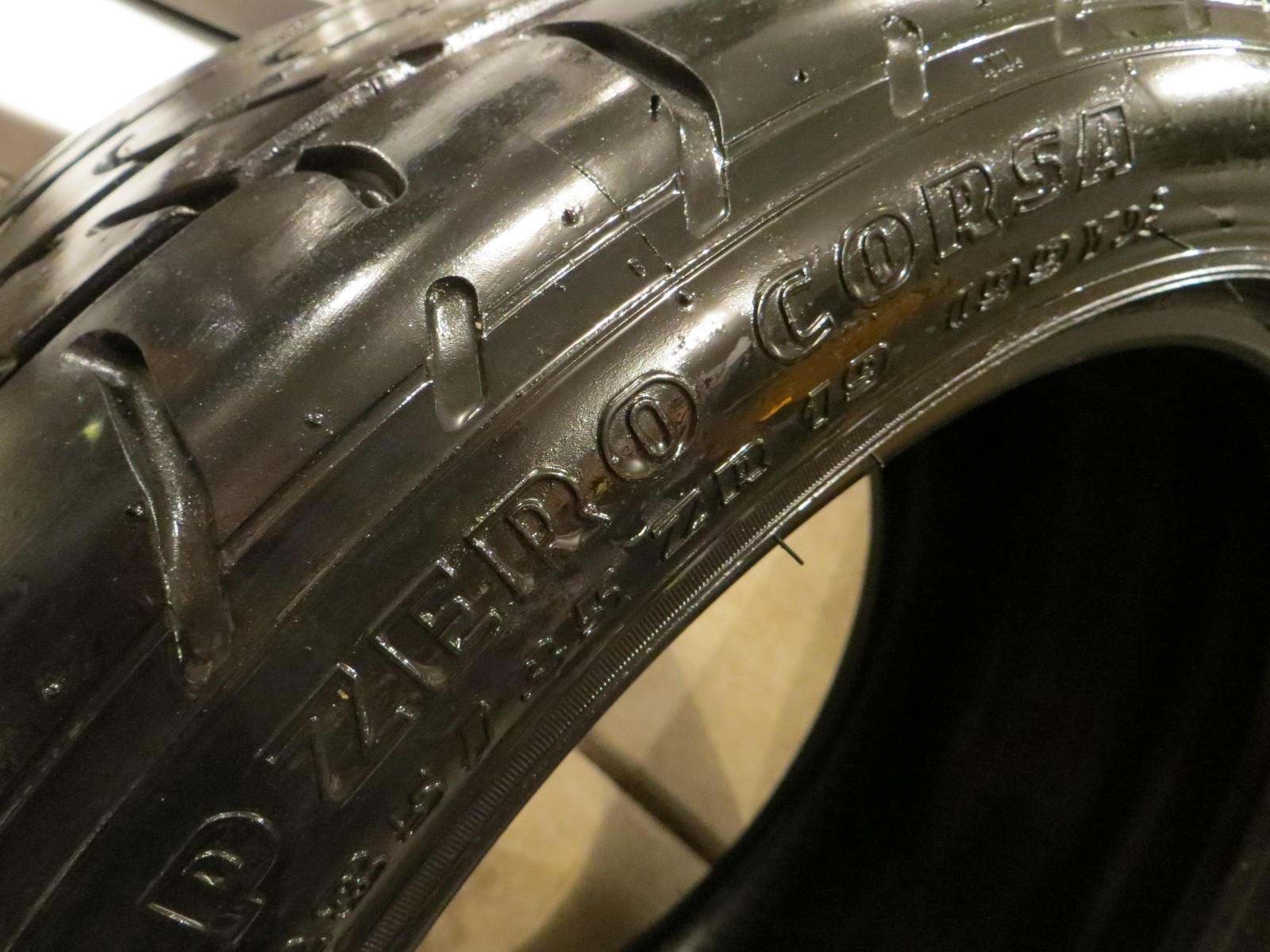 ALMOST NEW 1 ONE PIRELLI CORSA PZERO K1 285/35/ZR19 99Y 285 35 19 RIGHT 1429