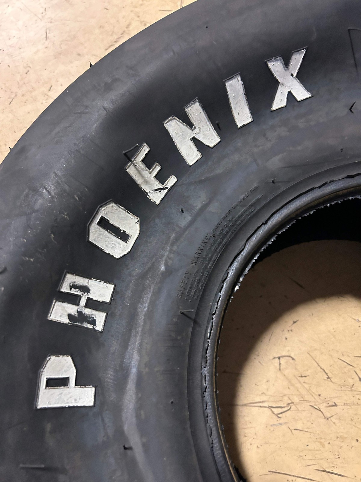 PHOENIX F/X BSW 14.5 32 15 REAR SLICK TIRE PH338