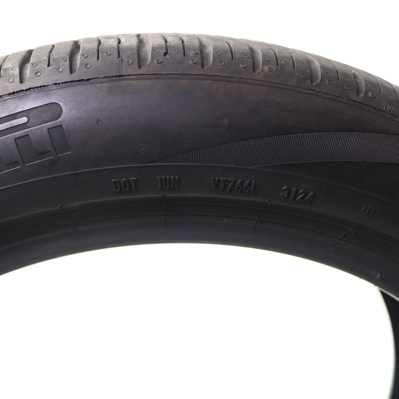 Set of 2 Used 235/50R20 Pirelli Scorpion Zero All Season Elect + – 104T – 7/32