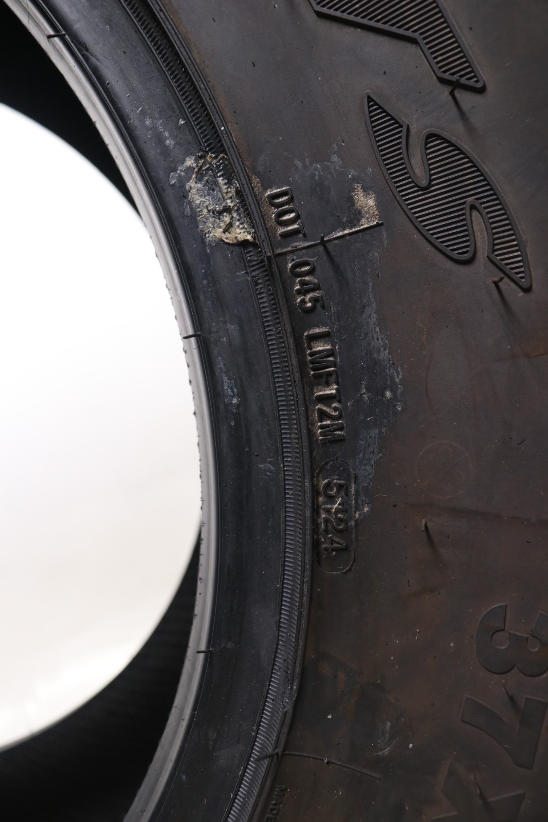 Set of 4 Take Off LT 37X12.50R17 Atturo Trail Blade MTS – 124Q 19/32 No Repairs
