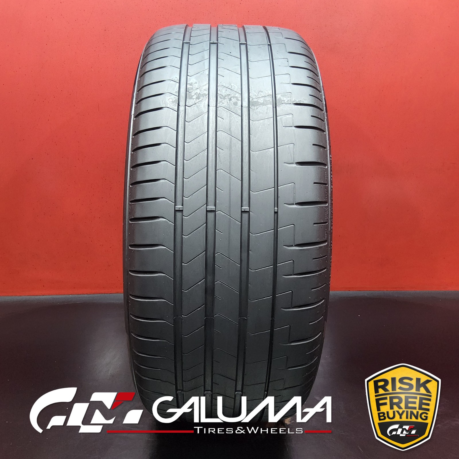 1 (One) Tire Pirelli P Zero PZ4 Run Flat ★ XL 255/40R19 255/40/19 2554019 #90779