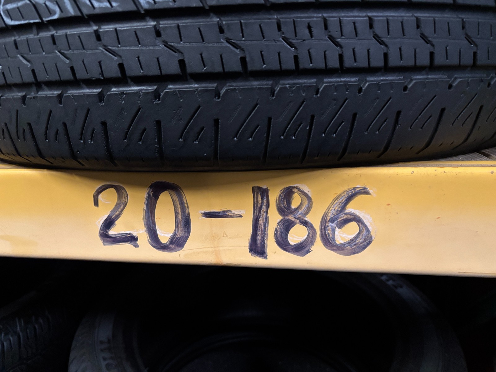 NO SHIPPING ONLY LOCAL PICK UP Set 4 Tires 275 60 20 Goodyear Wrangler Territory