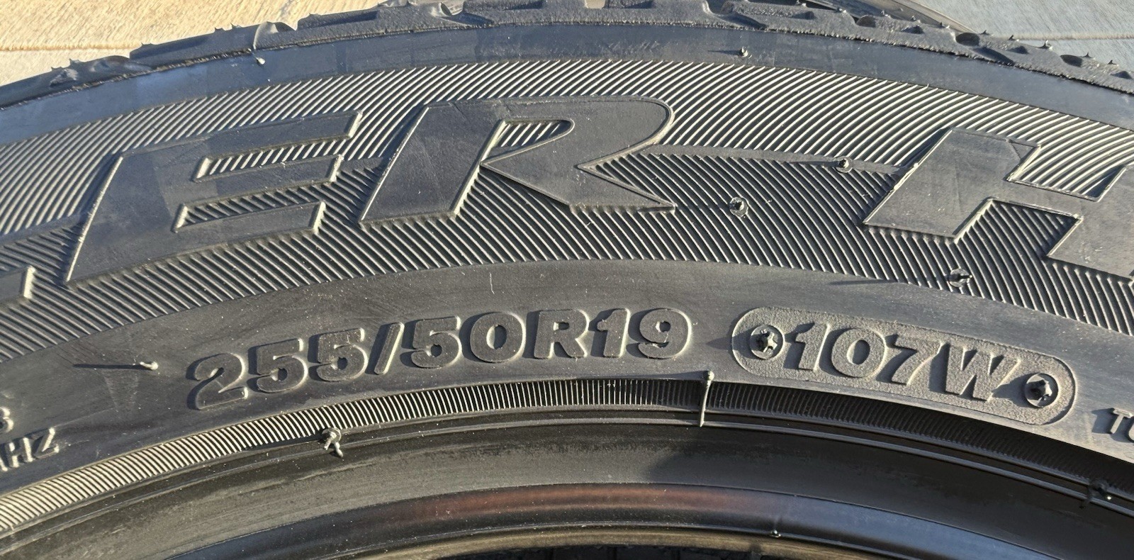 TWO BRAND NEW 255/50R19 107W Bridgestone Dueler H/P HP Sport RFT Run Flat Tires