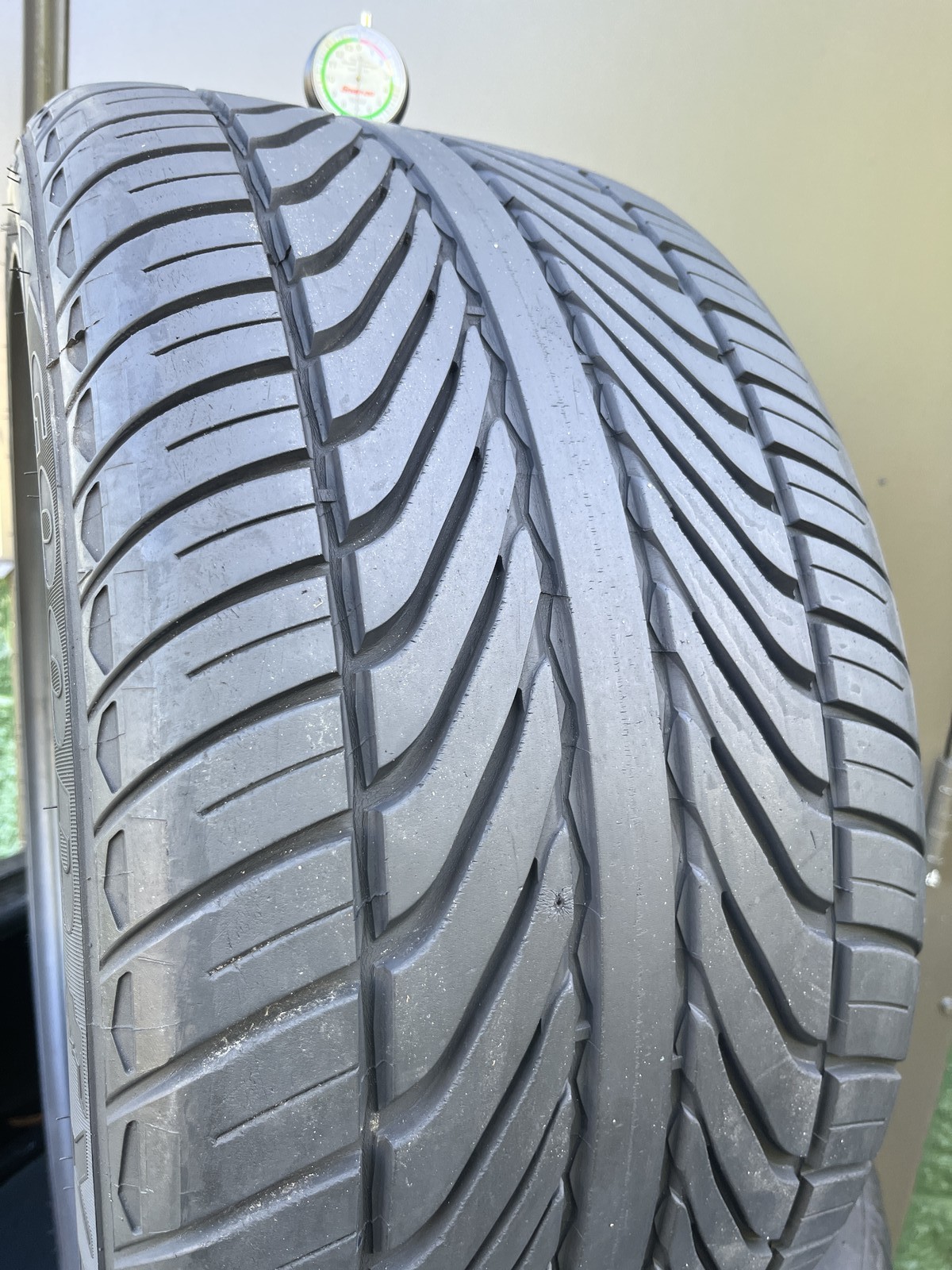 1 Tire Goodyear Eagle F1 GS-2 EMT TPC 285/35ZR19 90Y DOT.1415 7/32 NO Patch