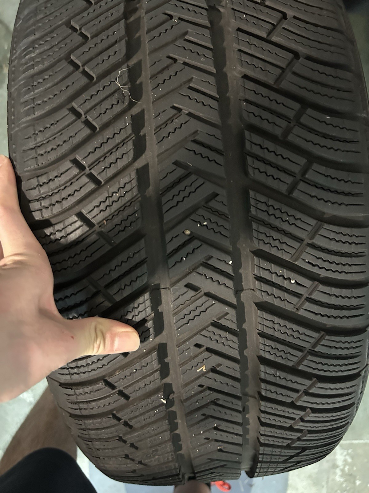Michelin X-Ice Winter Tires (SUV Spec) (90% tread left) Size: 255/40R20Y 101V