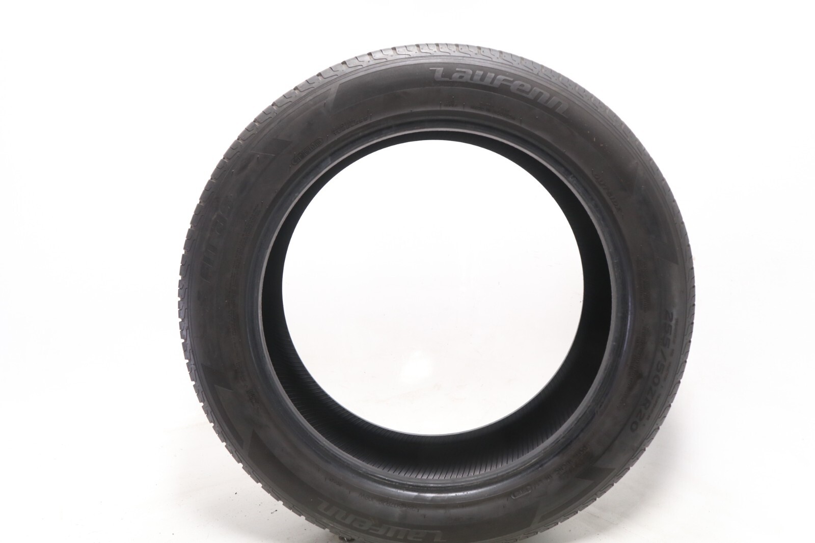 Set of 2 Used 255/50ZR20 Laufenn S Fit AS – 109W – 7-8/32