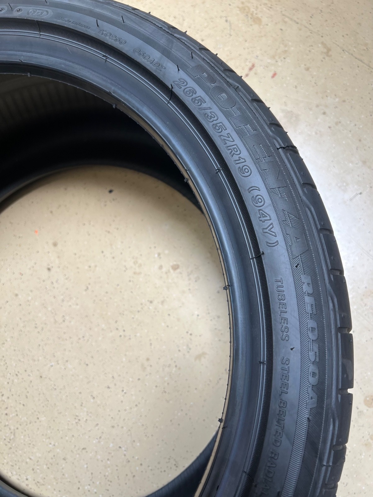 2 – NEW 265/35ZR19 (94Y) Bridgestone Potenza RE050A (N1) Porsche OEM – 7147
