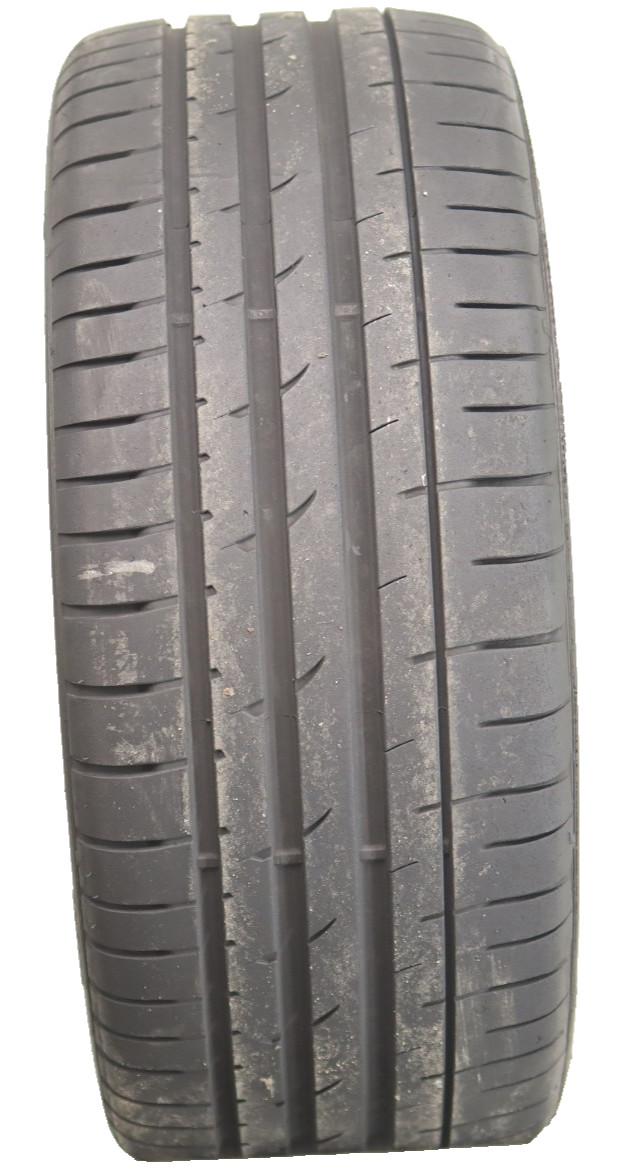 235/35ZR20 Goodyear Eagle F1 Porsche NO 88Y 8/32 DOT 4721 1J08