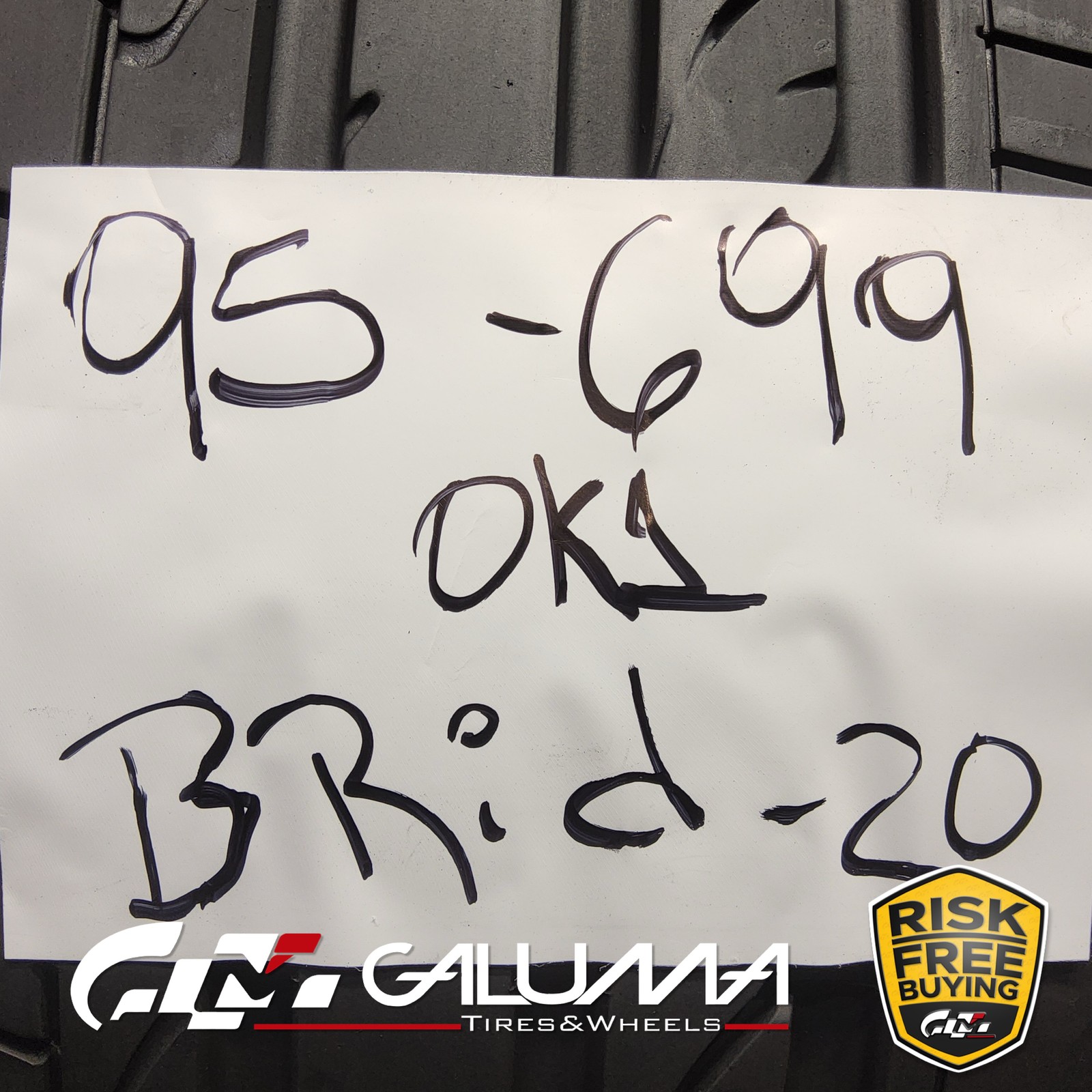 1 Tire LikeNEW Bridgestone Potenza RE050A RFT RunFlat 275/30R20 No Repairs 95699