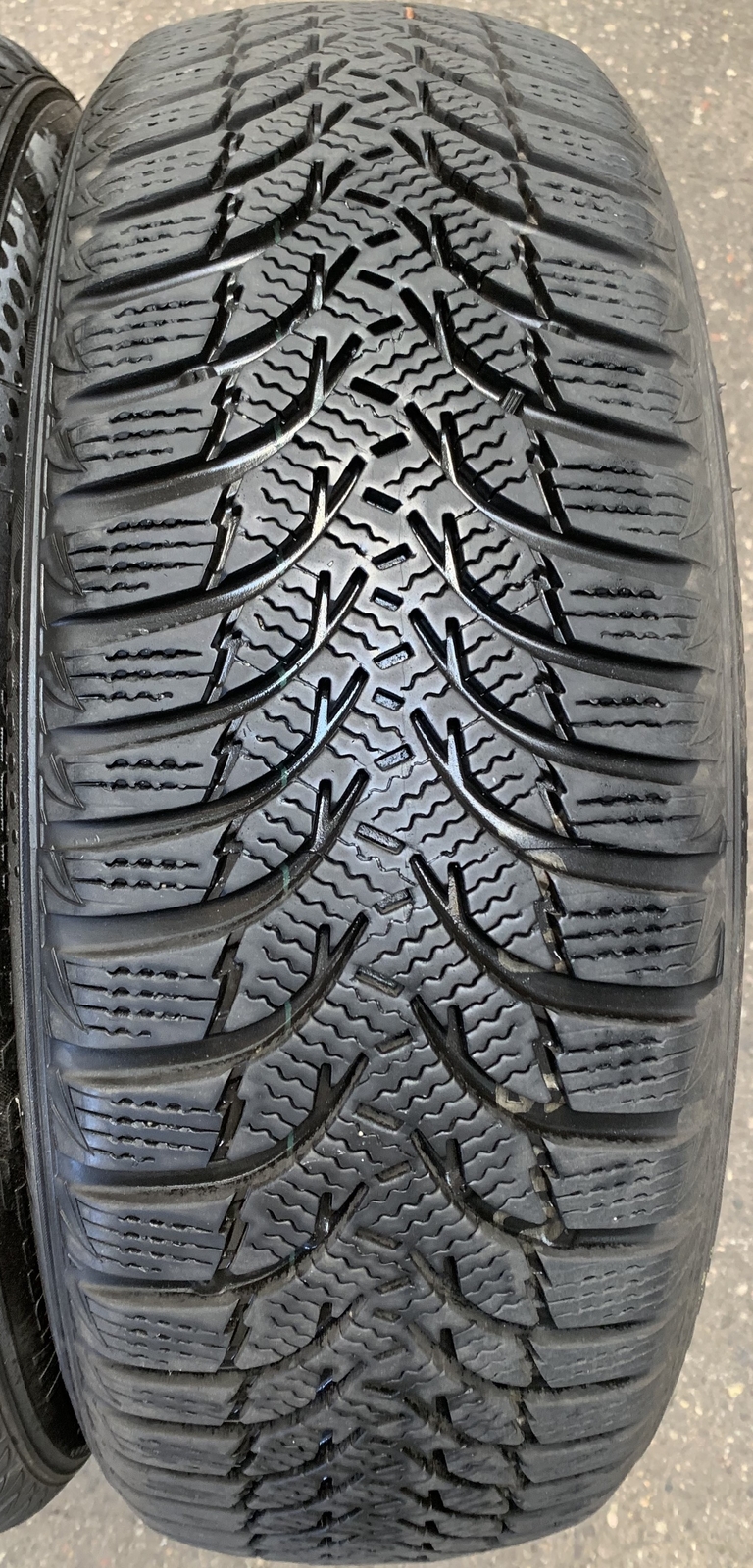 2 Winterreifen Kumho Kumho Witercraft WP 51 XRP extended runflat performance 195
