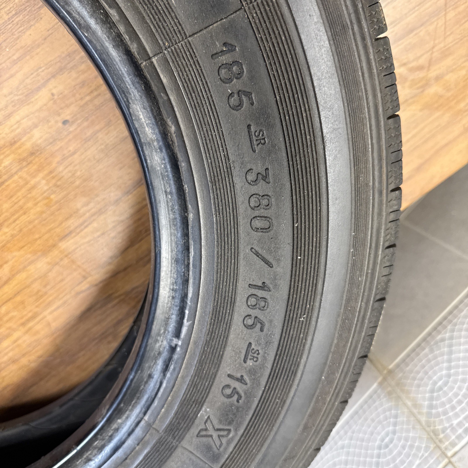 Michelin 185 – SR 380 / 185-15 X Made In France Tire #2 Triumph Jaguar MG ??