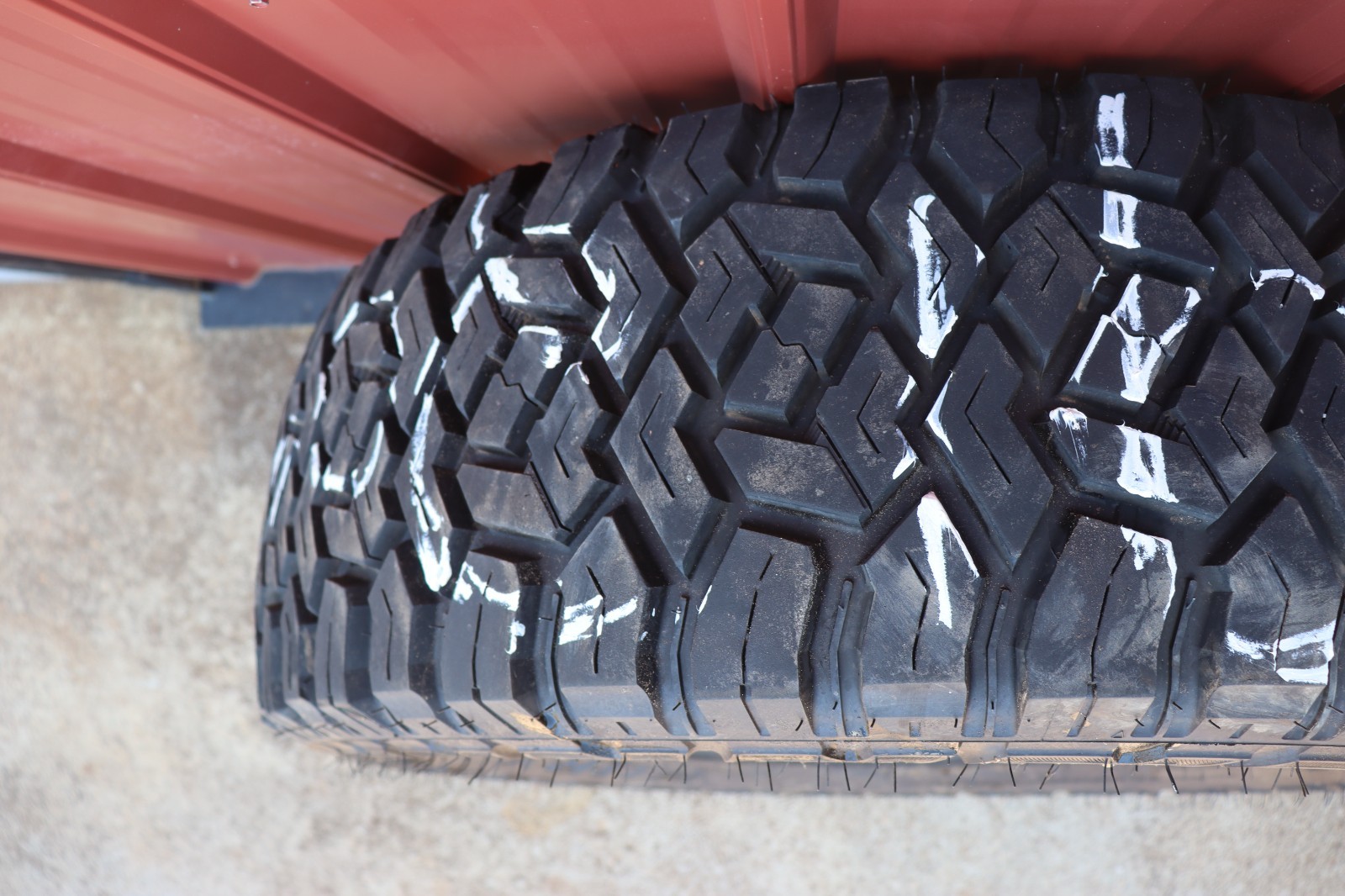 TIRE FURY COUNTRY HUNTER R/T 37X12.50 R20 LT 20″ 126Q