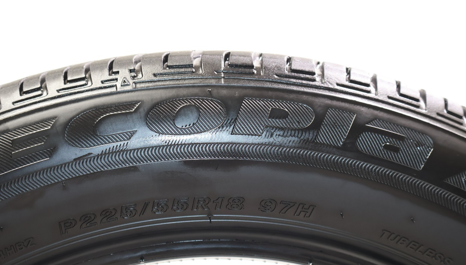BRIDGESTONE ECOPIA H/L 422 PLUS P225/55 R18 97H M+S 8.2/32 NDS OEM -TWO TIRES-