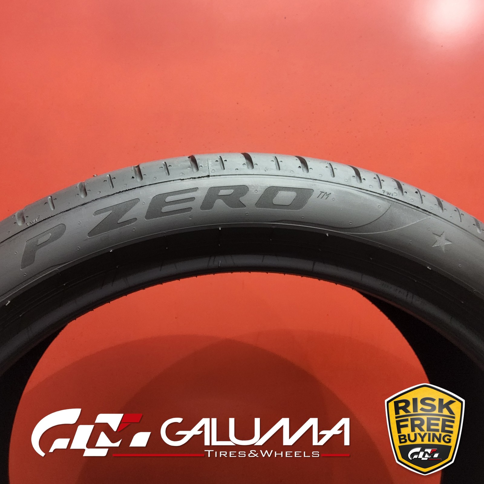 Set of 2 Tires Pirelli P-Zero (PZ4) ★ XL 285/35R21 285/35/21 2853521 105Y #95833