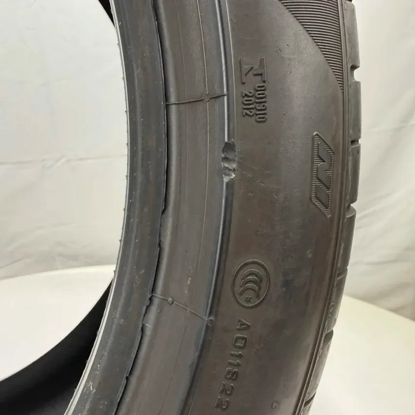 Used 265/40ZR19 Pirelli P Zero PZ4 N1 98Y 6/32 (DOT 19)