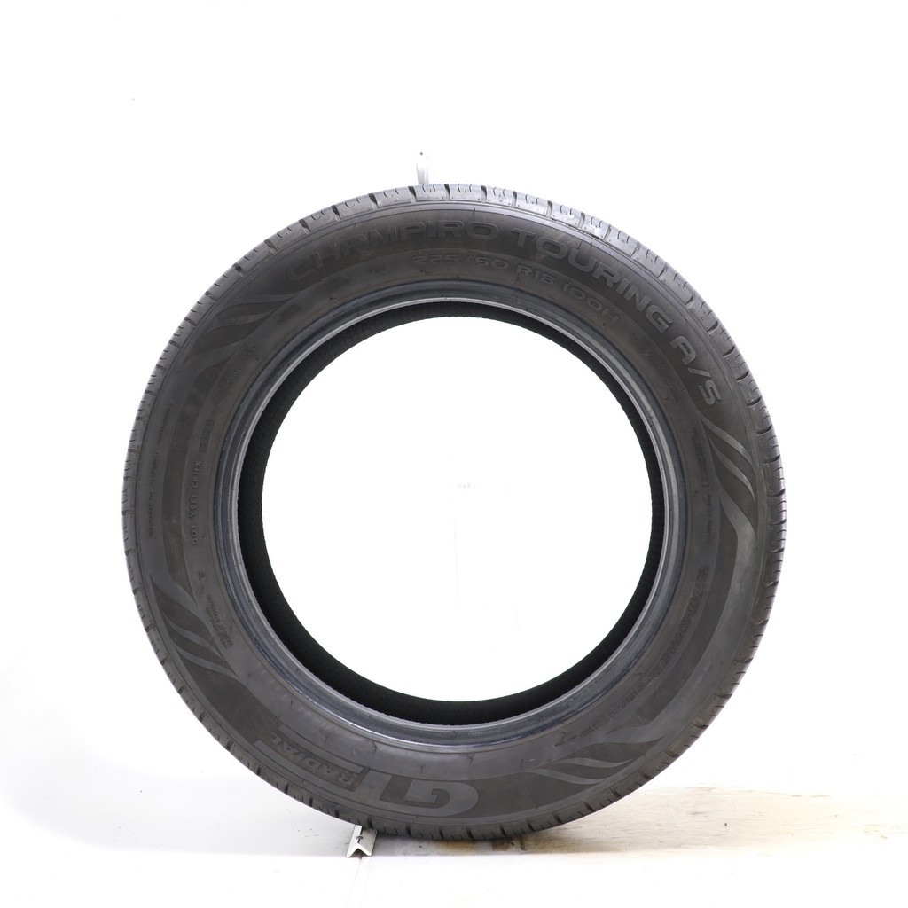 Set of (2) Used 225/60R18 GT Radial Champiro Touring AS 100H – 7.5/32 (Z8BI)
