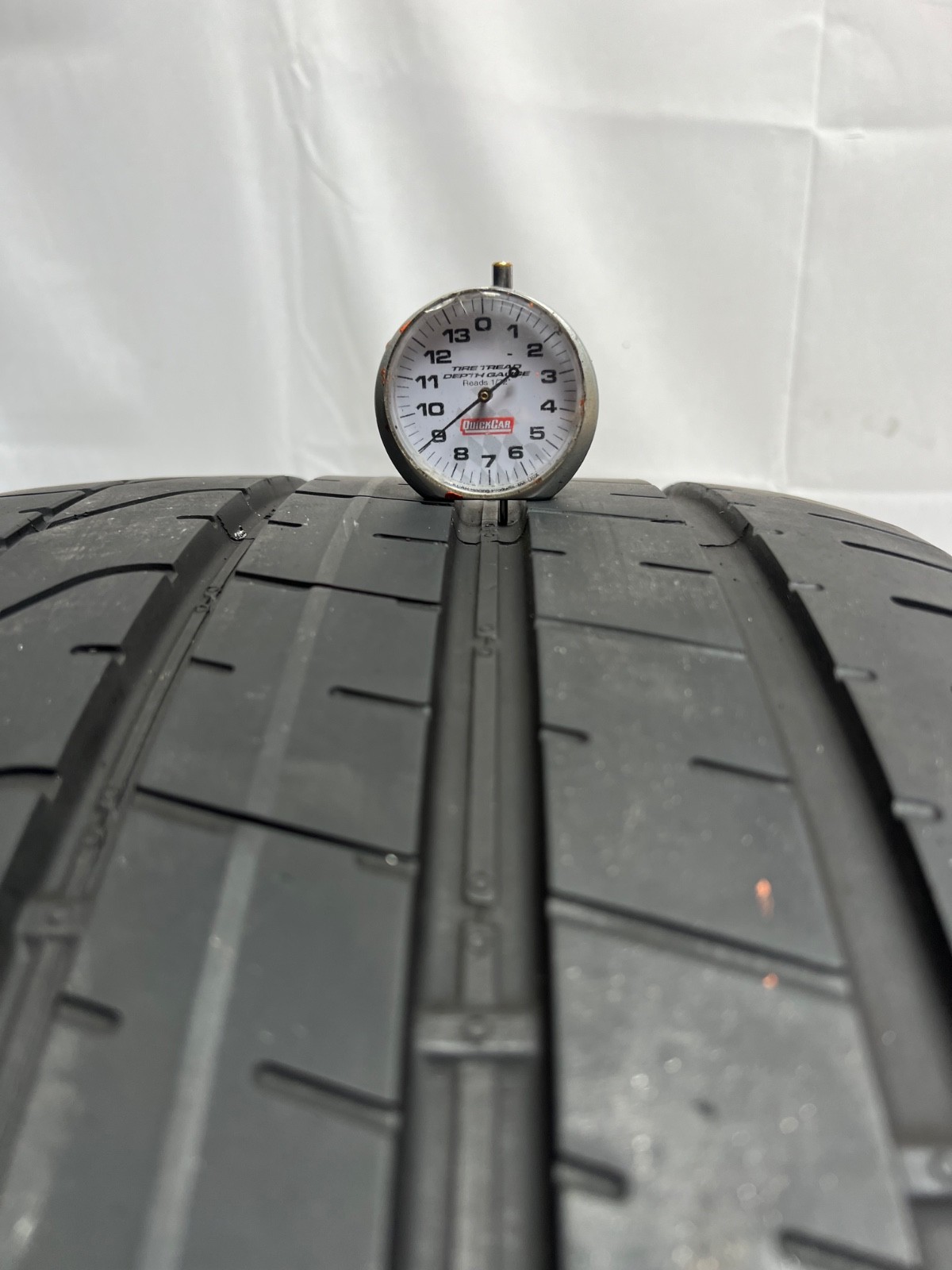 1 – TAKEOFF 295/30ZR20 XL (101Y) Pirelli P Zero (N0) Porsche – 7081 NO REPAIRS