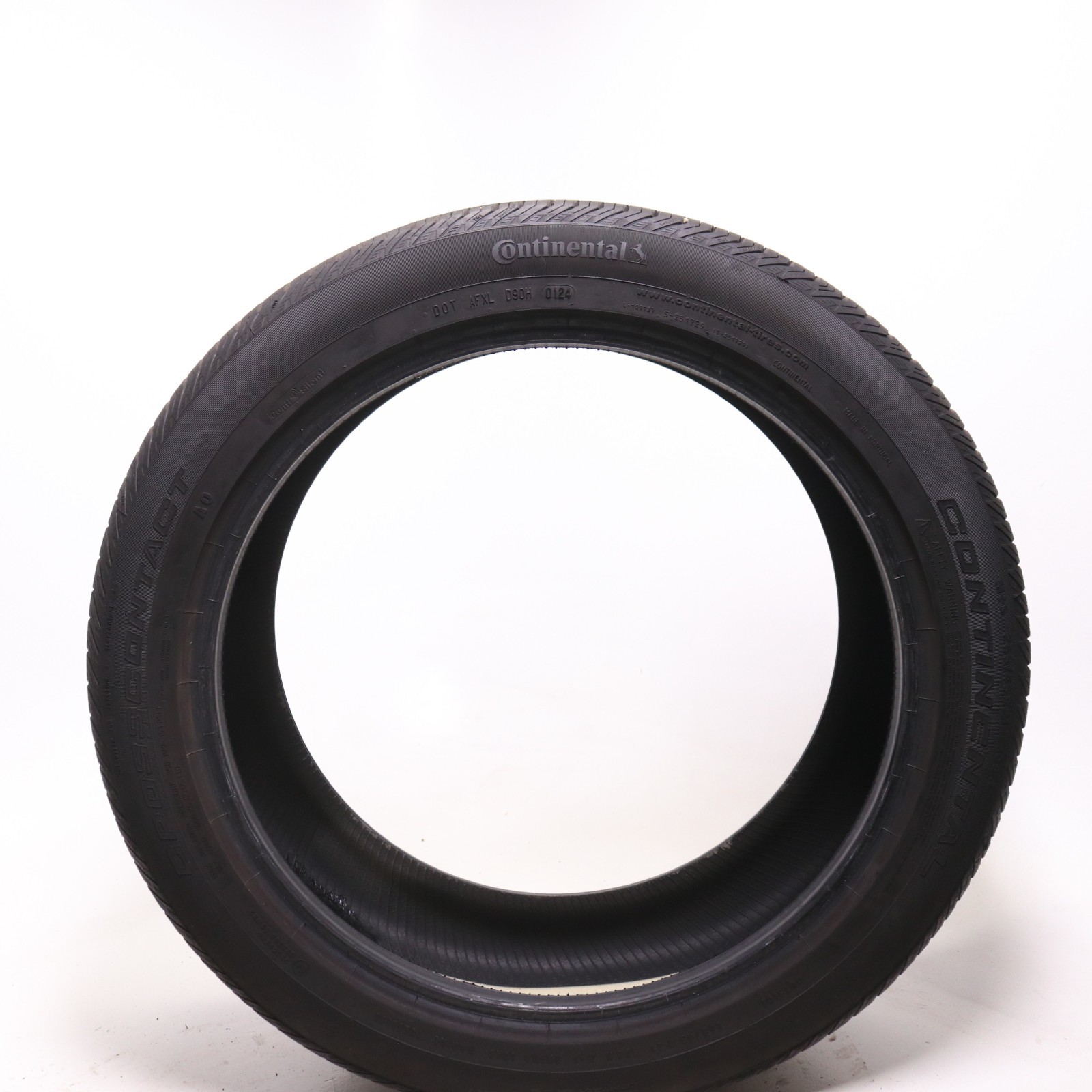 Set of 2 Used 265/45R21 Continental CrossContact LX Sport AO – 108H – 8.5-9/32