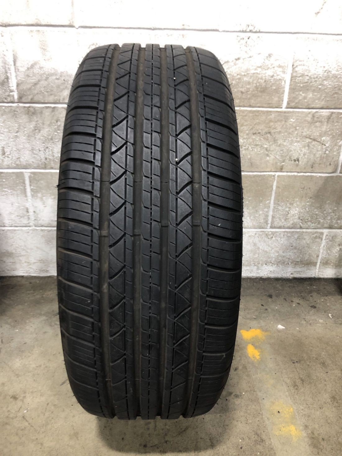 1x P255/50R20 Milestar MS932 Sport 8/32 109 V Used Tire 2555020
