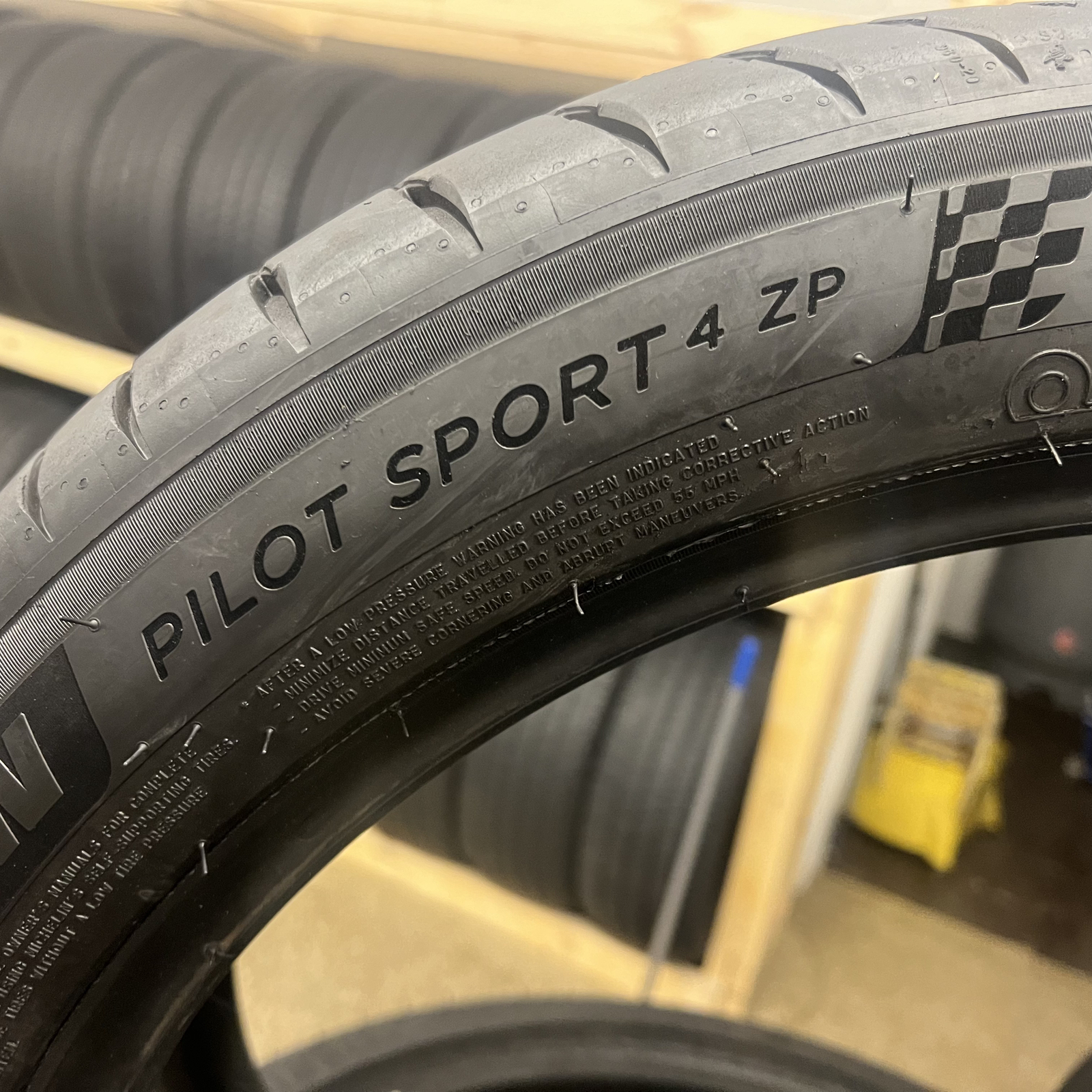 HIGH TREAD TIRES 1 Michelin Pilot Sport 4 245/45/20 245/45R20 103Y No Patch