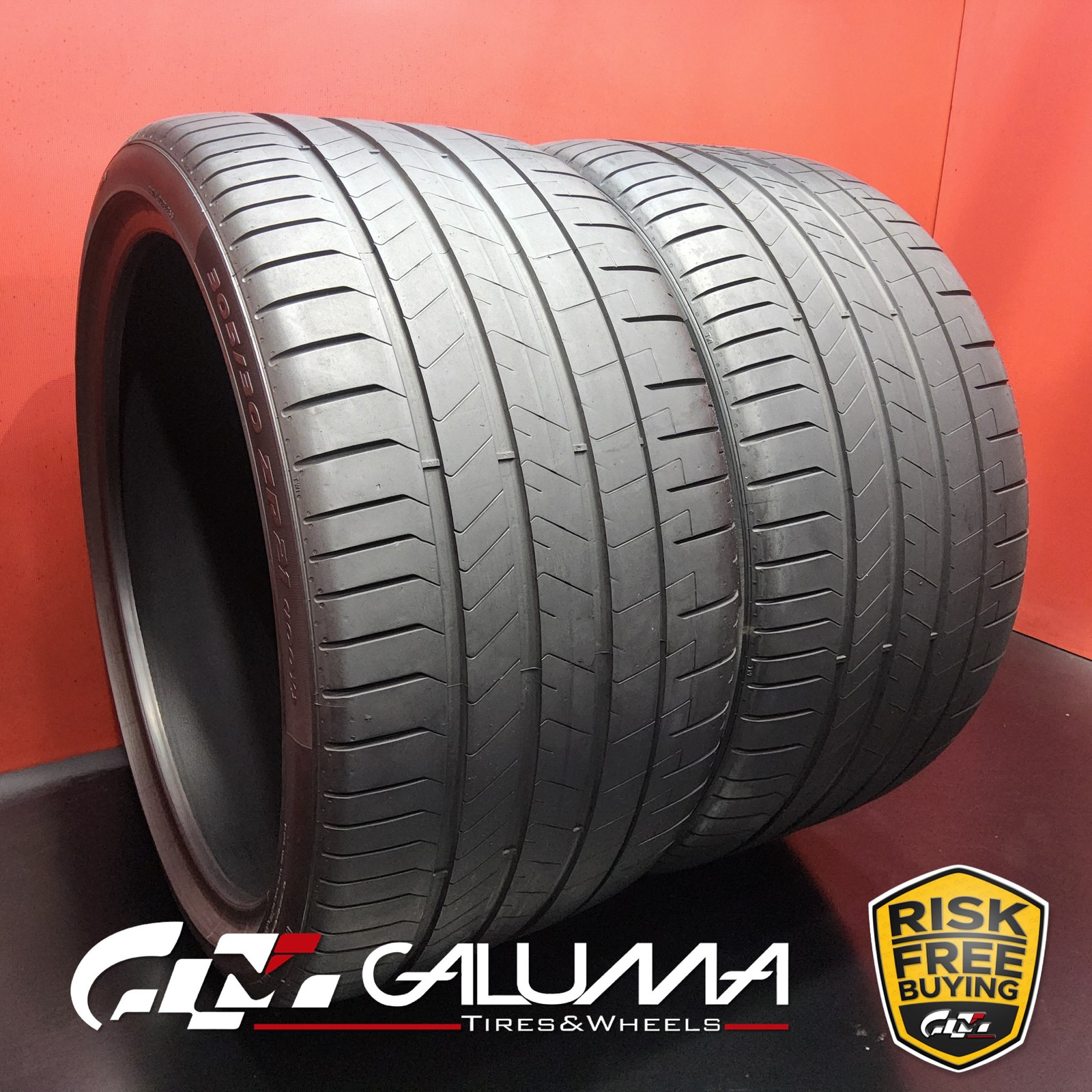 Set of 2 Tires LikeNEW Pirelli P Zero PZ4 NA1 305/30ZR21 305/30/21 3053021 92284