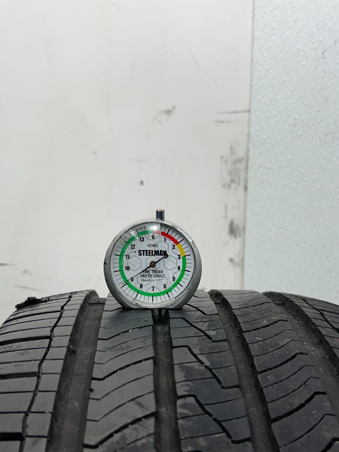 1 Used P235/55R18 Cooper Endeavor Plus 104 V – 9/32