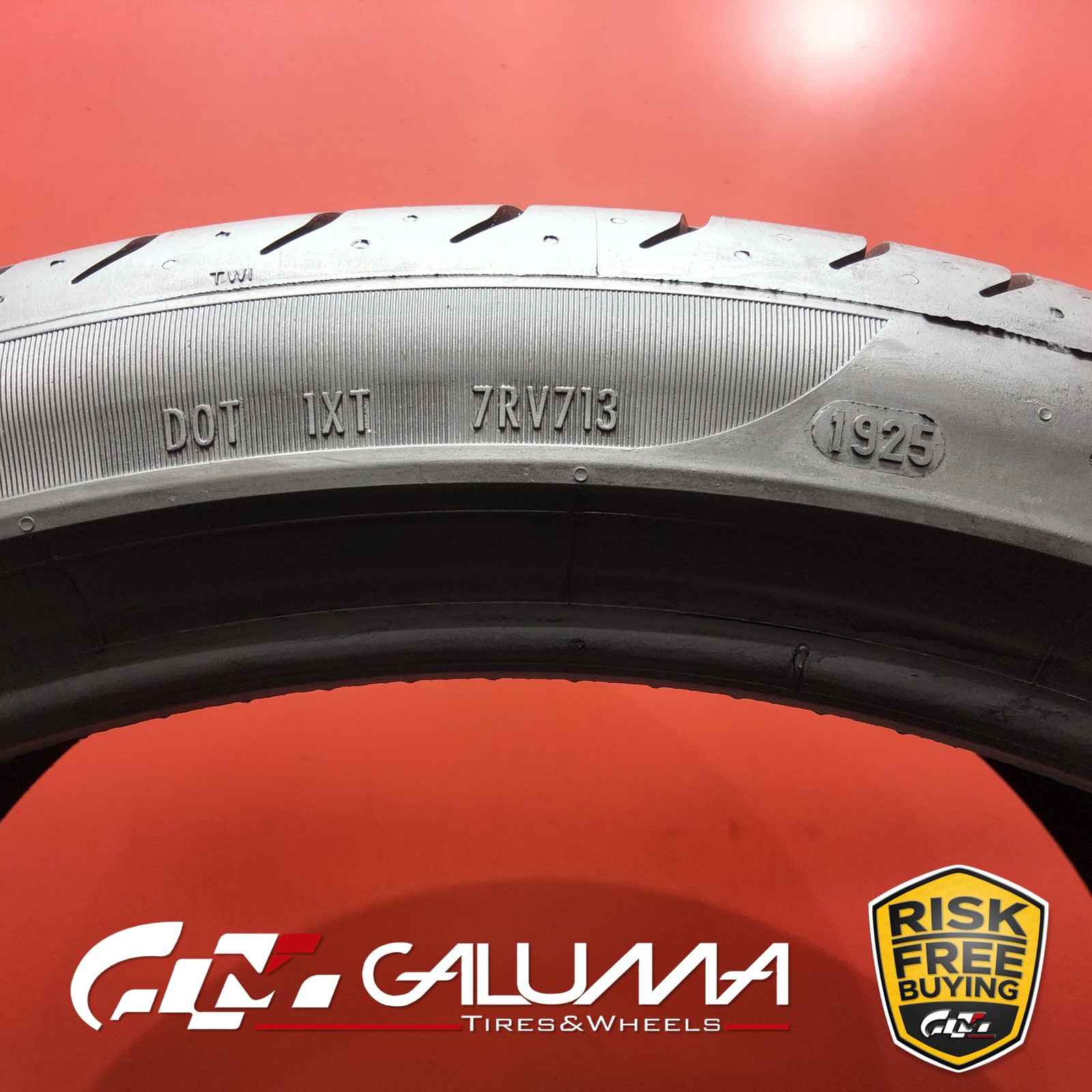Set of 2 Tires LikeNEW Pirelli P Zero (N0) XL 315/30ZR22 315/30/22 107Y #94861