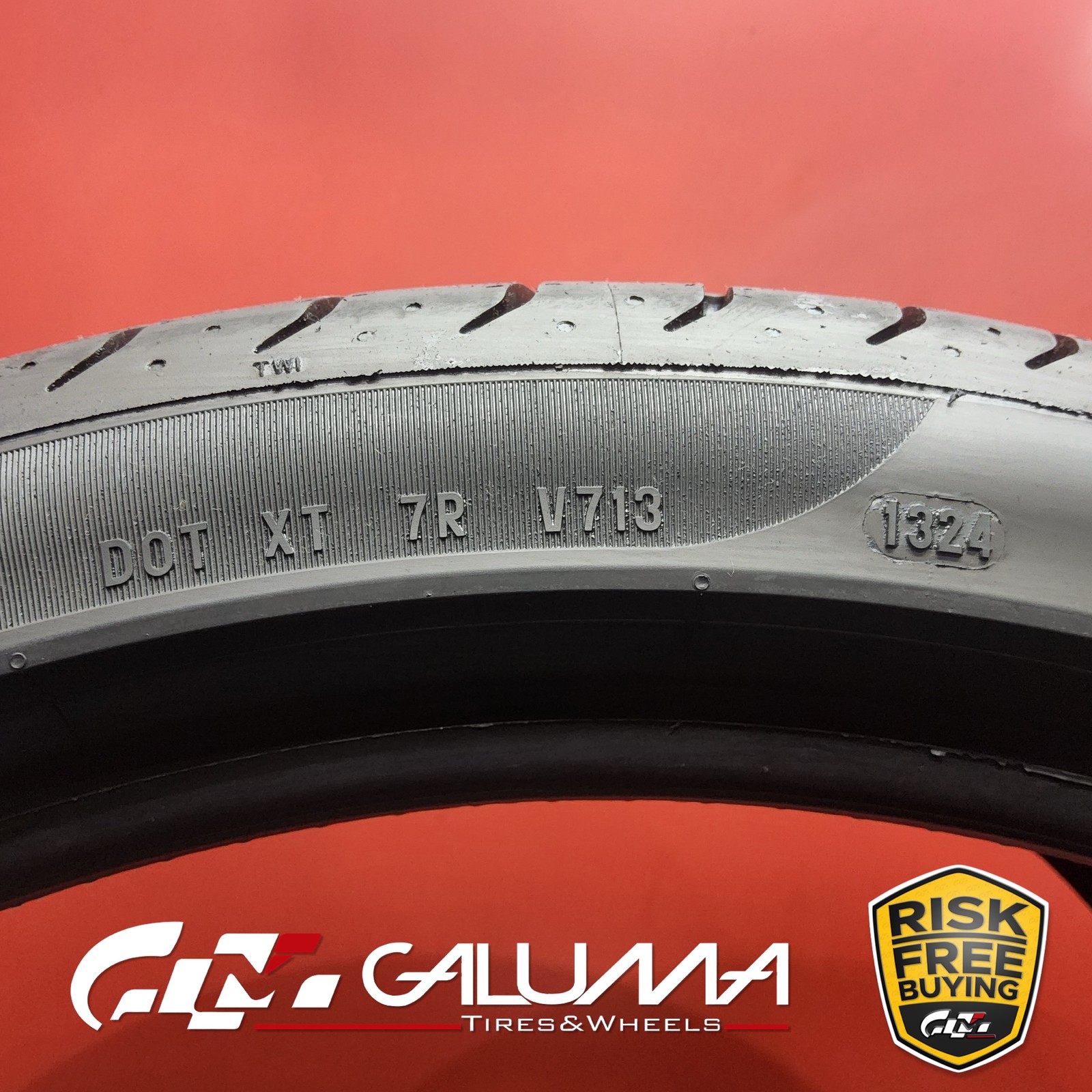 Set of 2 Tires LikeNEW Pirelli P Zero XL 315/30ZR22 315/30/22 107Y N0 #96059