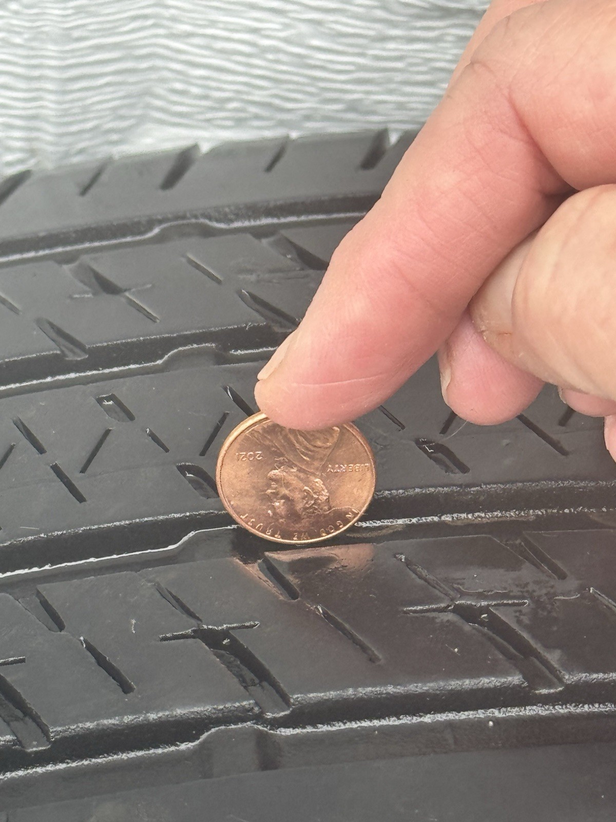Bridgestone Ecopia All-Season 235/65/R17 Tires Only 17k Miles Great Condition!!