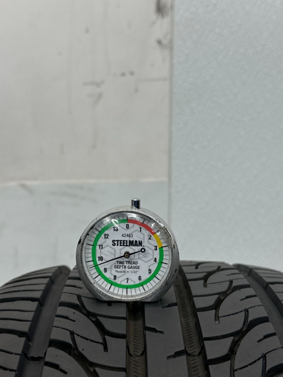 Used P225/40R18 Vercelli Strada 2 92 W – 9/32