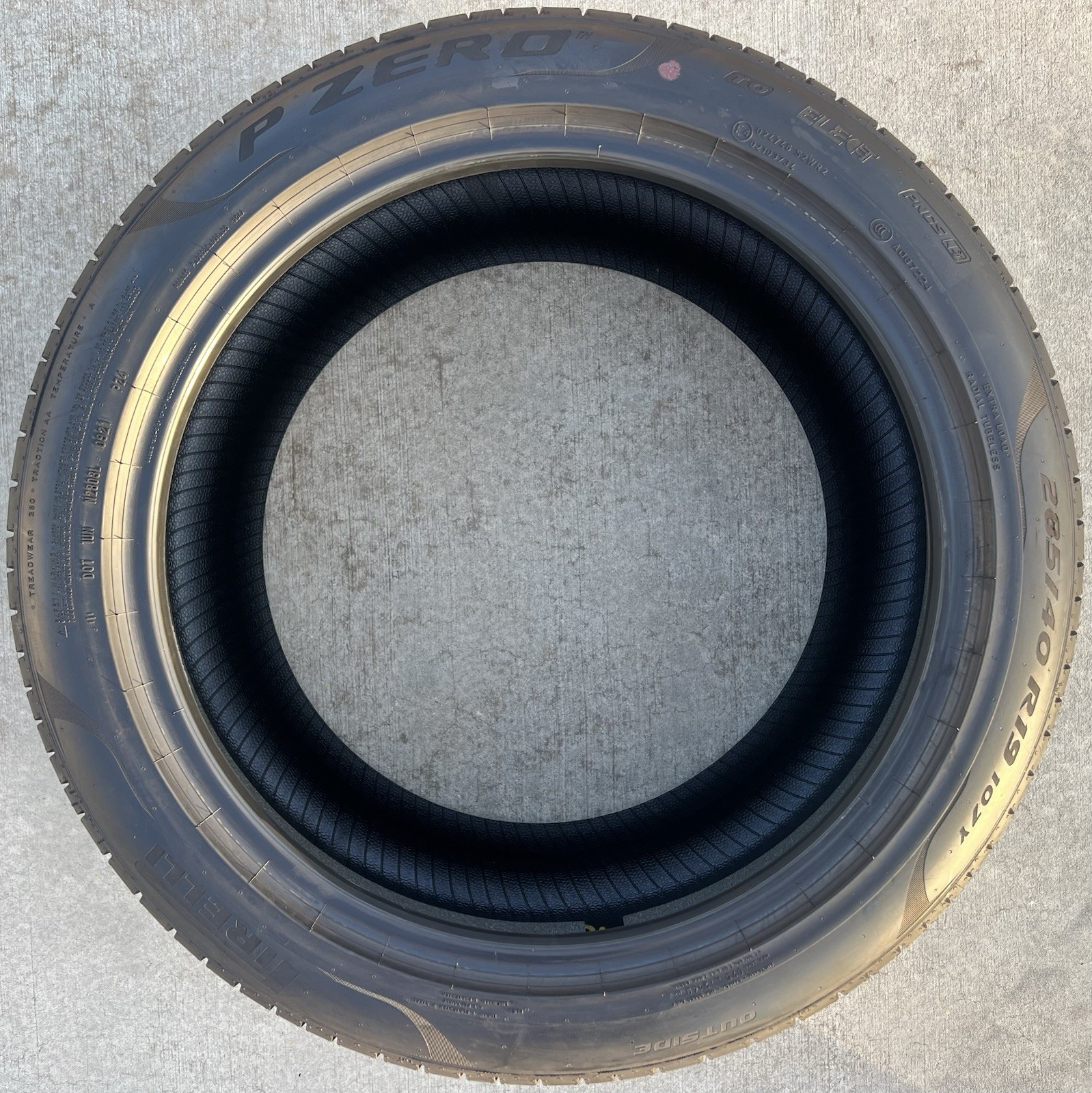 4X BRAND NEW Pirelli P Zero PZ4 Tesla Model S Tires 2X 255/45R19 & 2X 285/40R19!