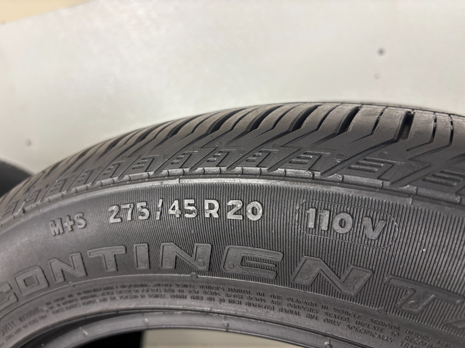 NO SHIPPING ONLY LOCAL PICK UP 4 Tires 275 45 20 Continental CrossContact Sport