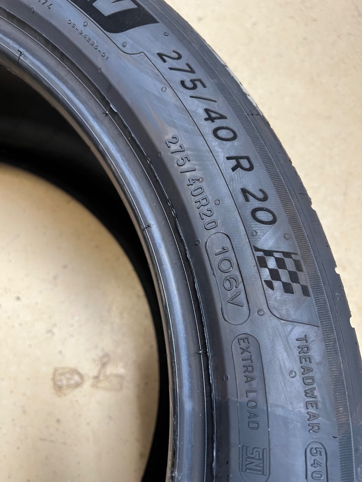2 – NEW 275/40R20 XL (106V) Michelin Pilot Sport All Season 4 (ND0) – 7135