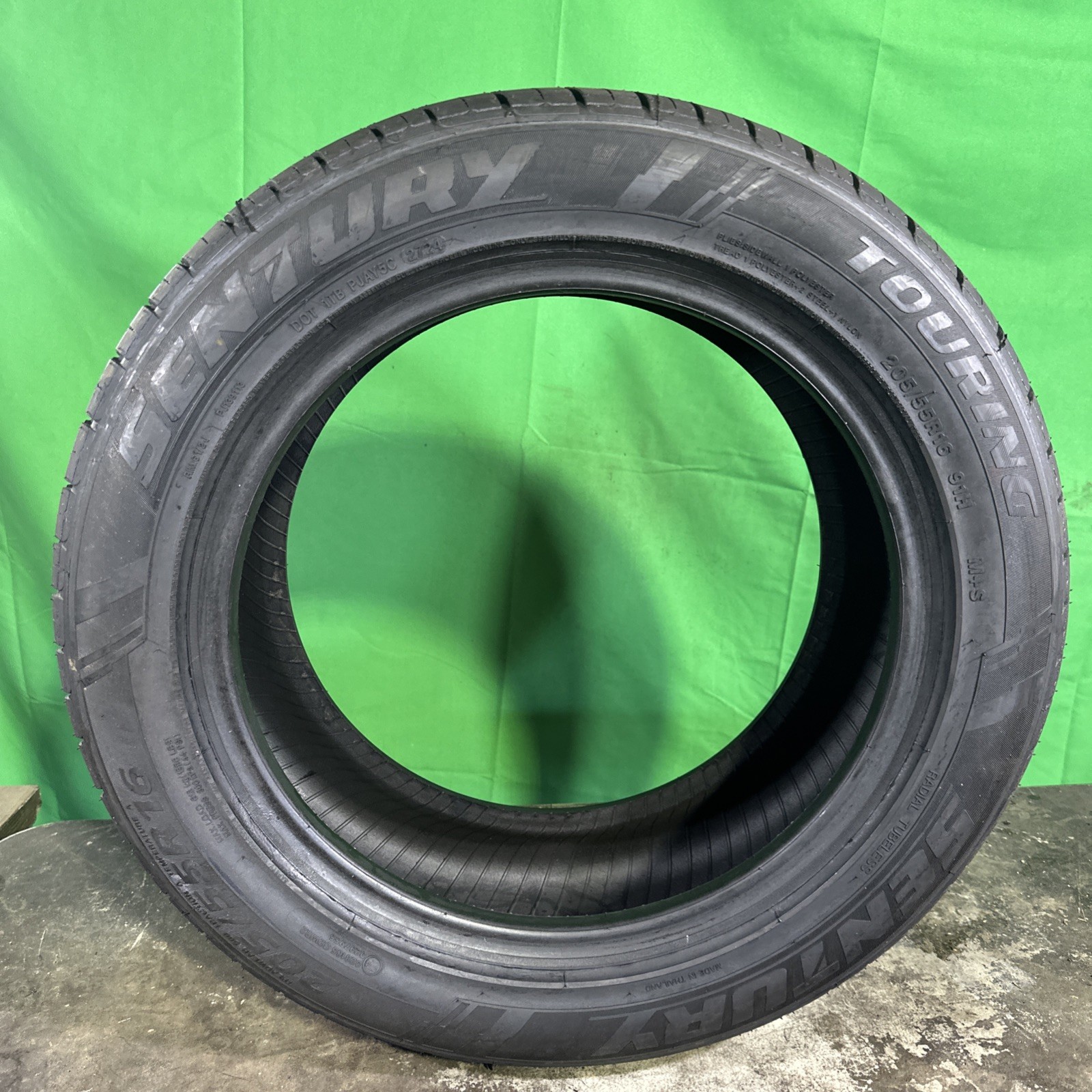 Single,Used-205/55R16 Sentury Touring 91H 8/32 DOT 2724
