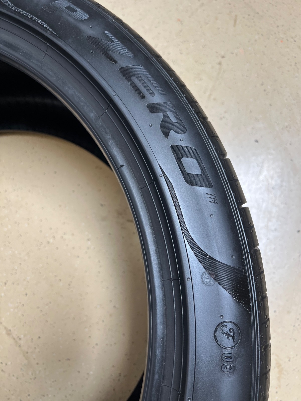 1 – TAKEOFF 285/35ZR20 XL (104Y) Pirelli P Zero PZ4 (F03) Ferrari OEM – 6071