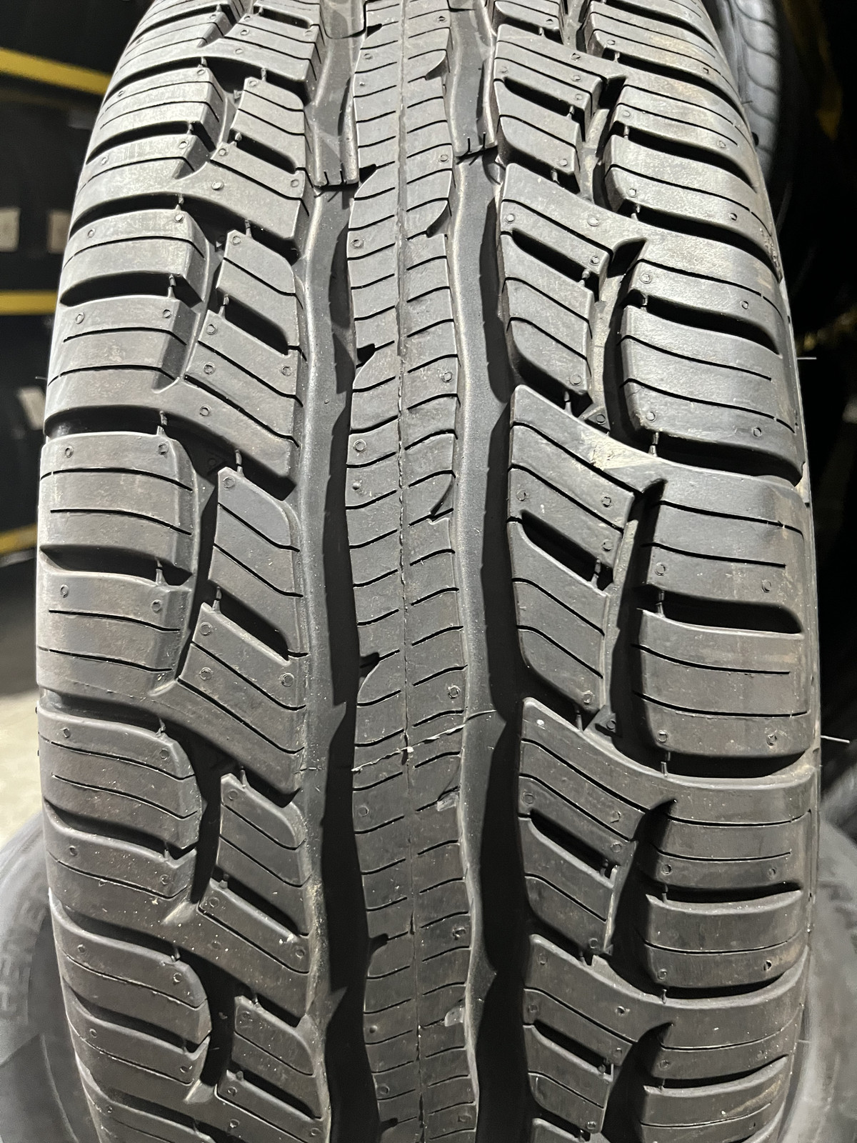 1 New BFGoodrich Advantage T/A Sport LT 265/70R17 115T DOT.5023 11.5/32 New