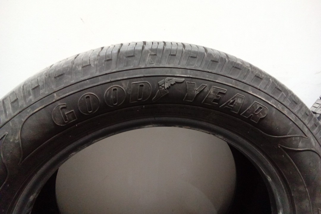 Pair of 2 Used 235/55R17 Goodyear Reliant All Season Tires w/ 7/32 Tread