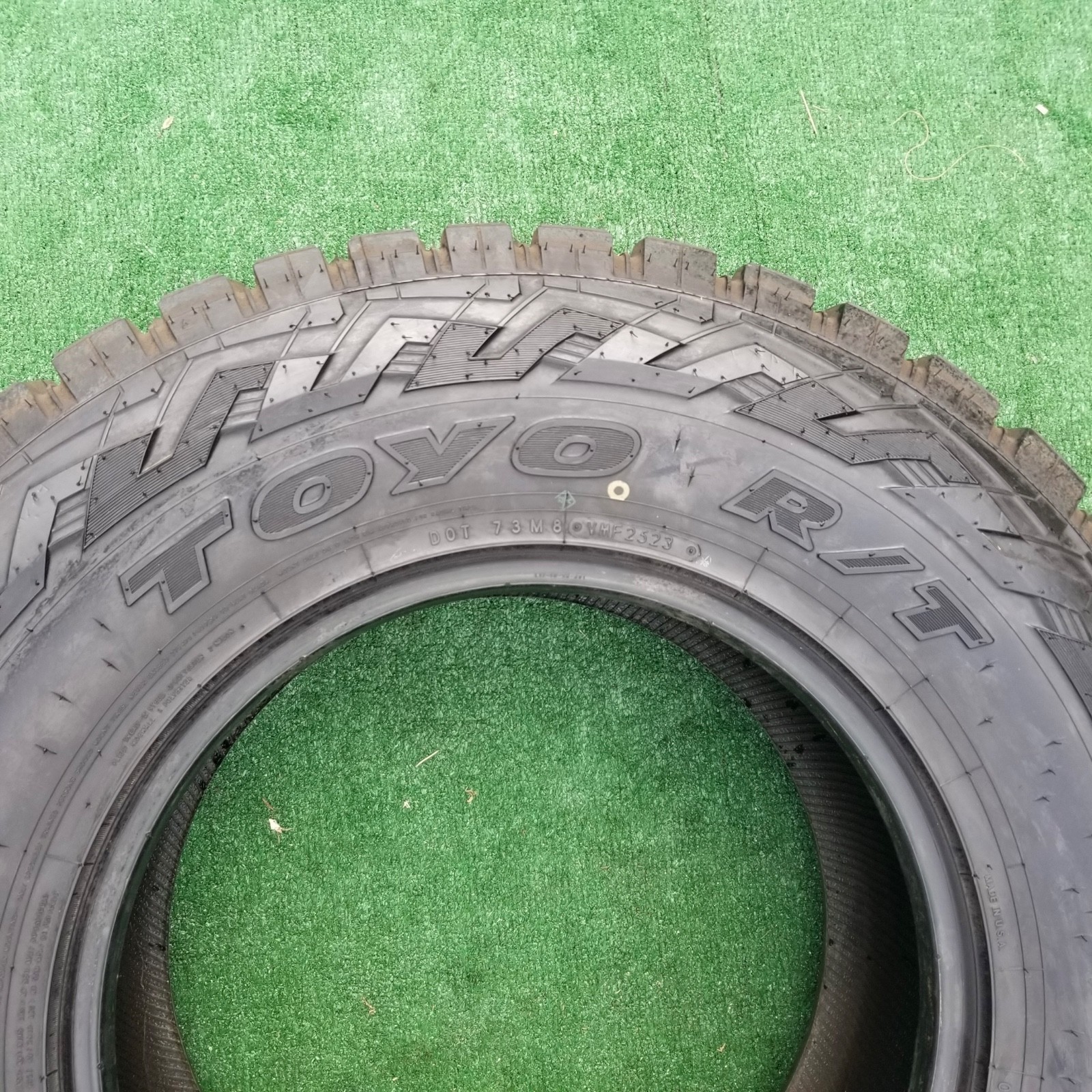 295/70R17 Toyo R/T Open Country Tires Pair LT295/70R-17 121/118Q 10 PR New 100%