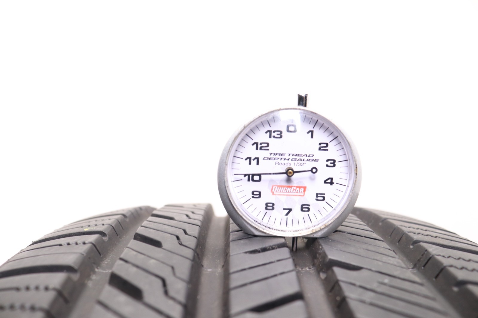 Set of 4 Used 235/55R19 Yokohama YK-CTX – 105V – 9-10/32