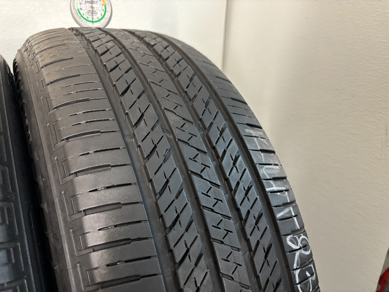 Set 4 Tires 235 60 18 Bridgestone Alenza A/S 02 Run Flat (70% Tread)