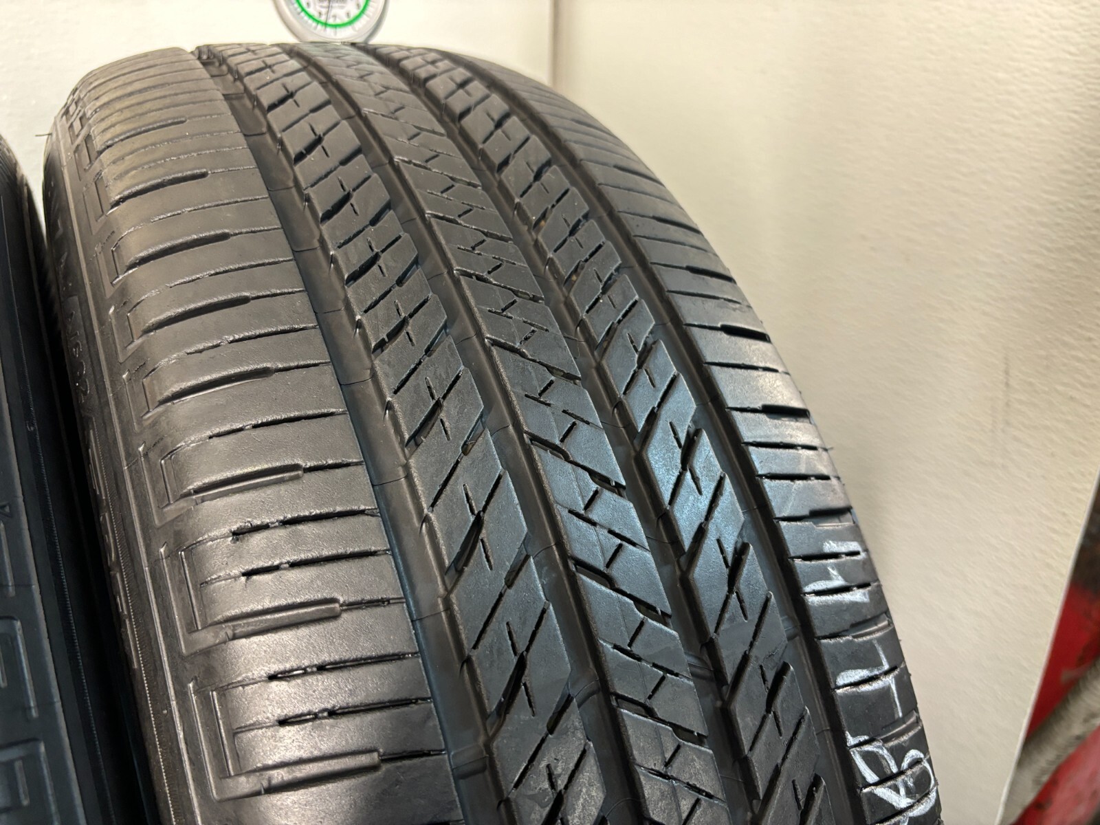 NO SHIPPING ONLY LOCAL PICK UP Set 4 Tires 235 60 18 Bridgestone Alenza A/S RFT