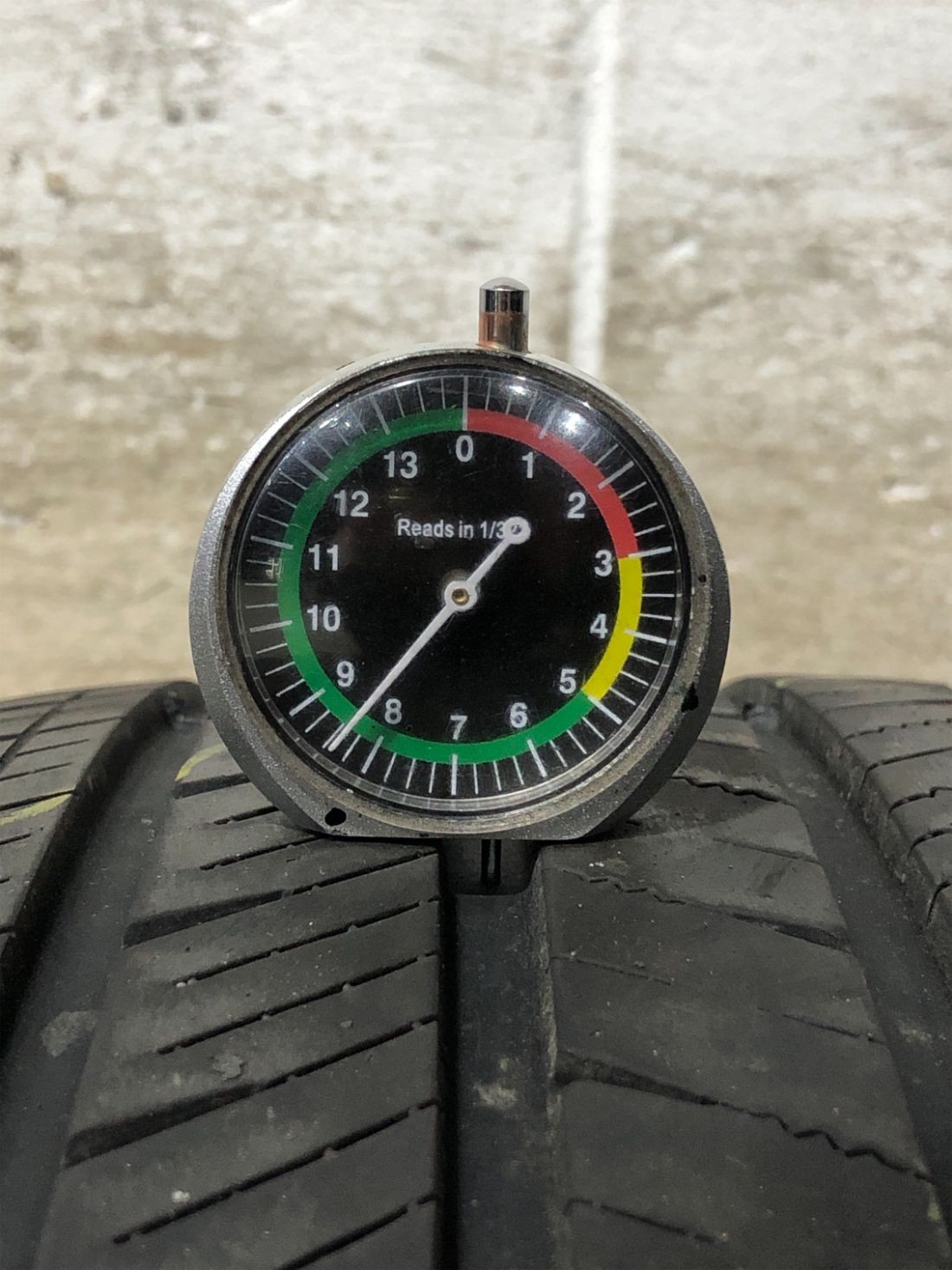 1x P255/45R20 Omnimax Velocity Sport 8/32 105 W Used Tire 2554520