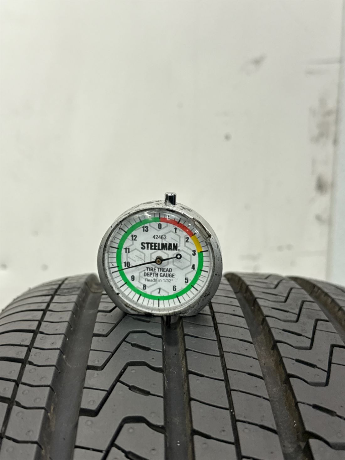 1 Used P235/55R17 Hankook Mavis Traction Control 4 season 99 H – 10/32